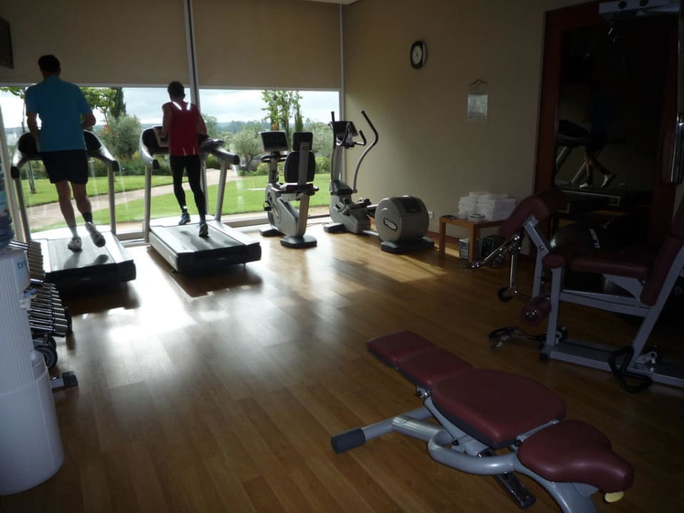 Fitnessraum  Convento do Espinheiro Hotel & Spa