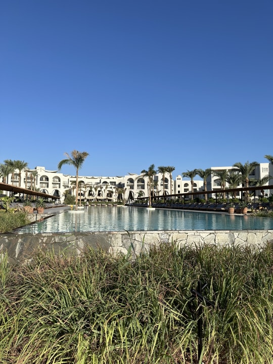 Pool Serry Beach Resort