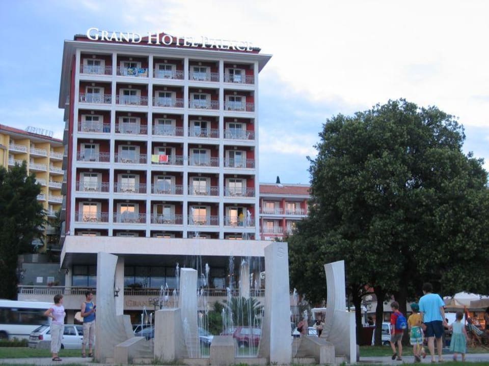 Aussenansicht vom Grand Hotel Palace Grand Hotel Portoroz - LifeClass Hotels & Spa