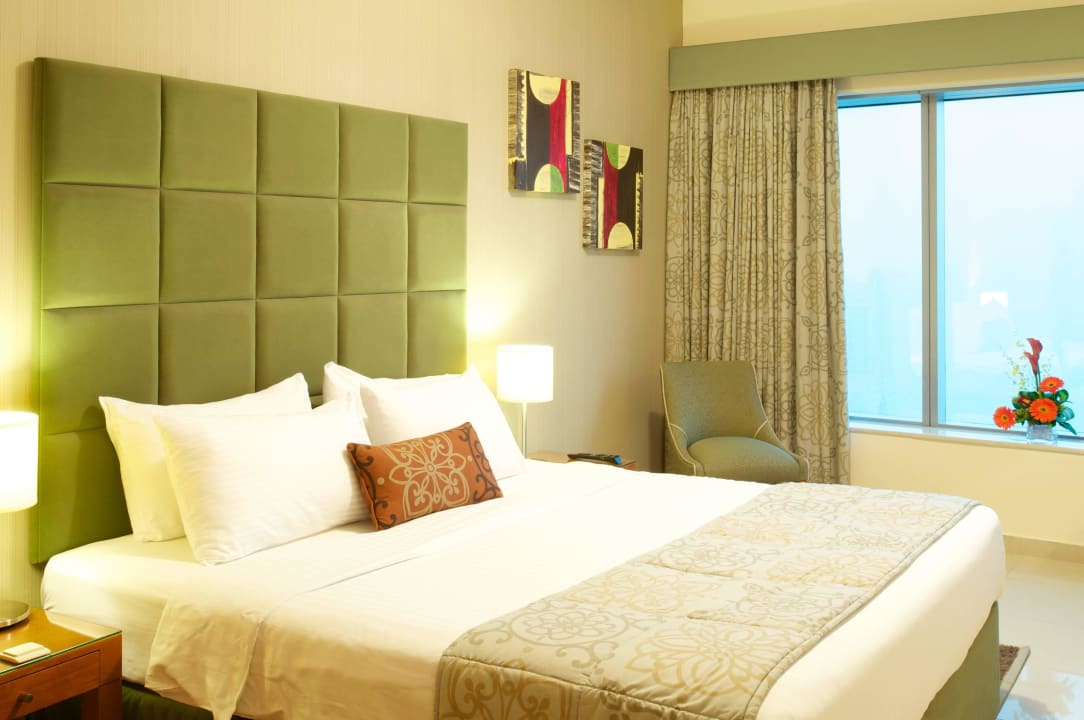 Masters bedroom Chelsea Tower Hotel Apartments