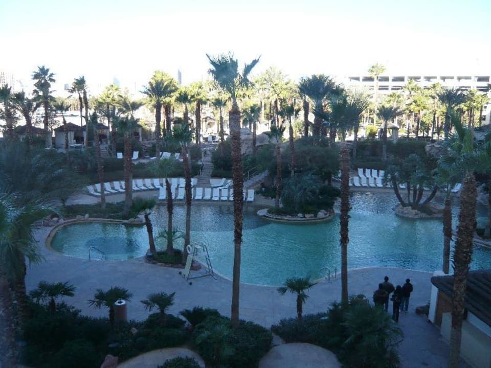 Piscine Virgin Hotels Las Vegas, Curio Collection by Hilton