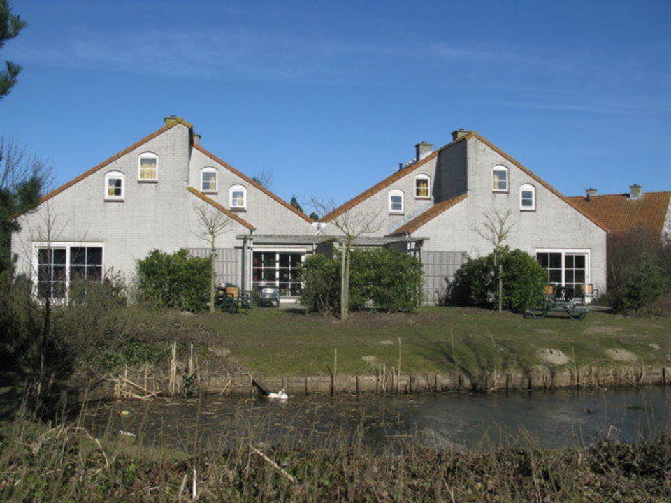 Ferienhäuser an innerer Teichanlage Center Parcs Port Zélande