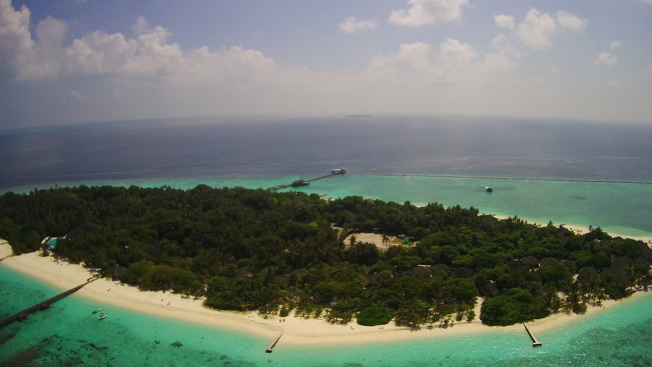Insel von oben Adaaran Select Meedhupparu Island Resort - Premium All Inclusive