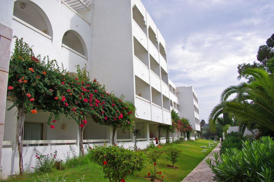 Hotel The Orangers Beach Resort and Bungalows