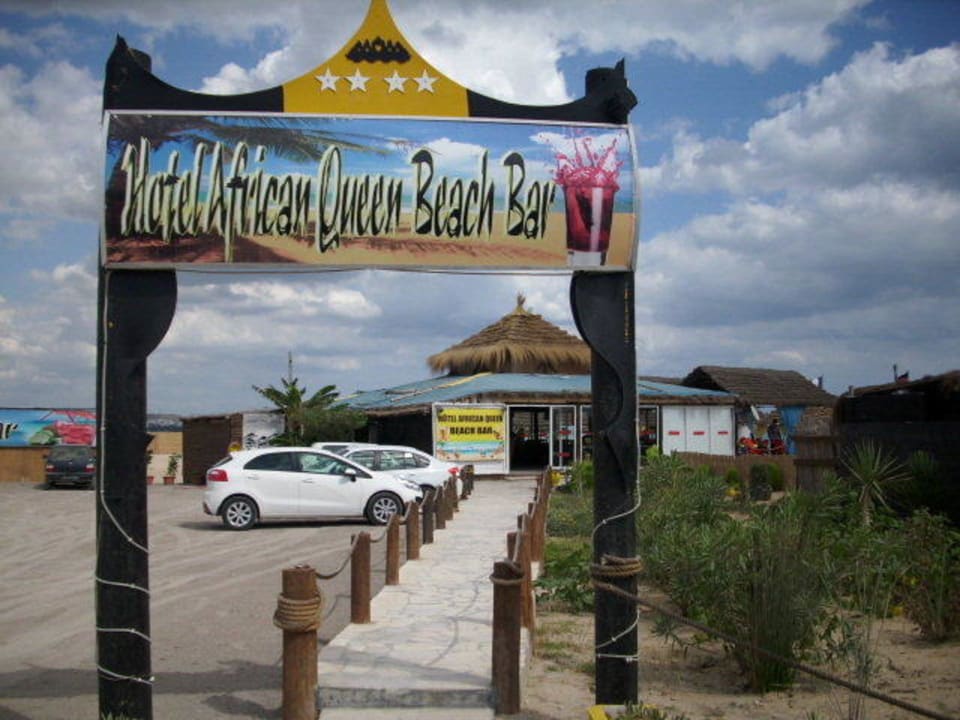 Eingang zur Beach-Bar Hotel African Queen