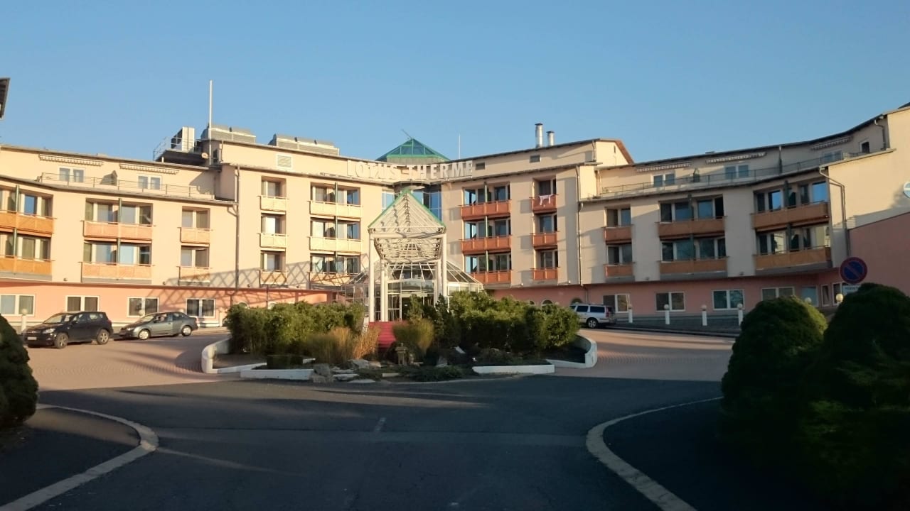 "Außenansicht" Lotus Therme Hotel & Spa (Heviz) • HolidayCheck