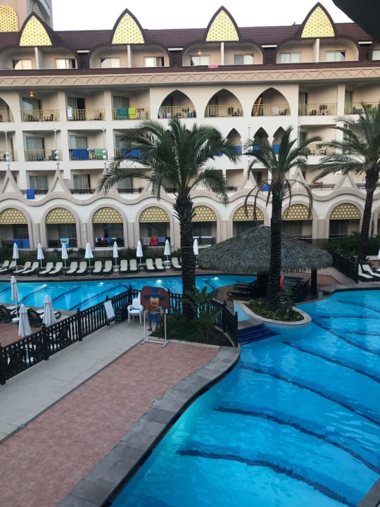 Pool Well Palace Side