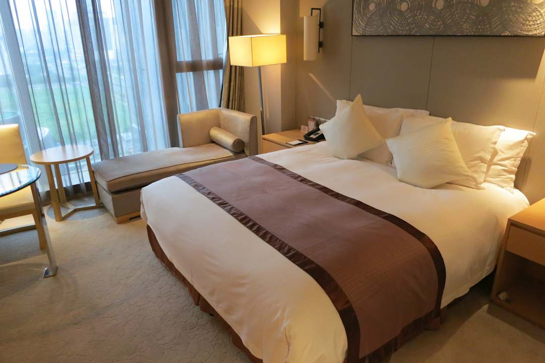 Standard Doppelzimmer #1023 Hotel Howard Johnson IFC Plaza Ningbo