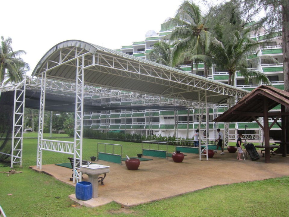 Спорт Le Meridien Phuket Beach Resort