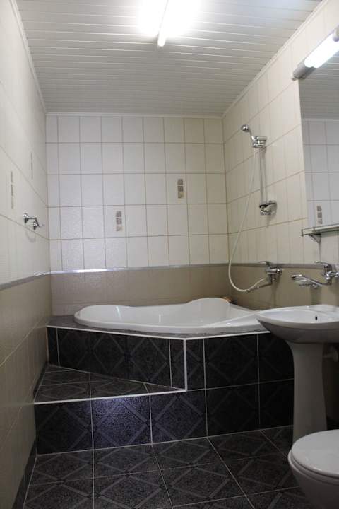 Люкс с ванной Hotel Robinzon