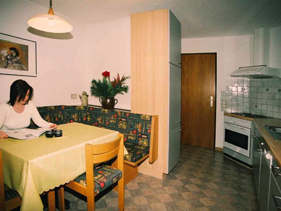 Küche Apartment Blau Apartmenthaus Edelberg