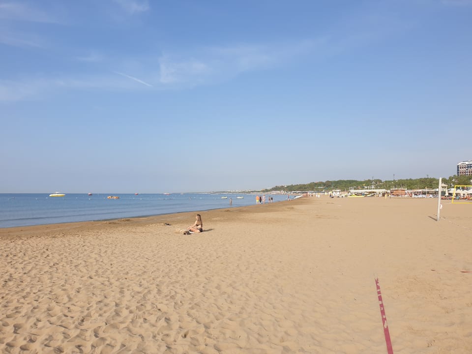 Strand Side Story Resort & Spa