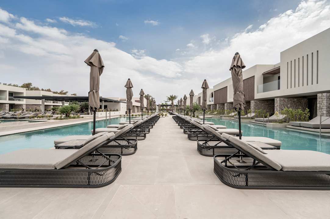 Pool Mosay All Suite Hotel