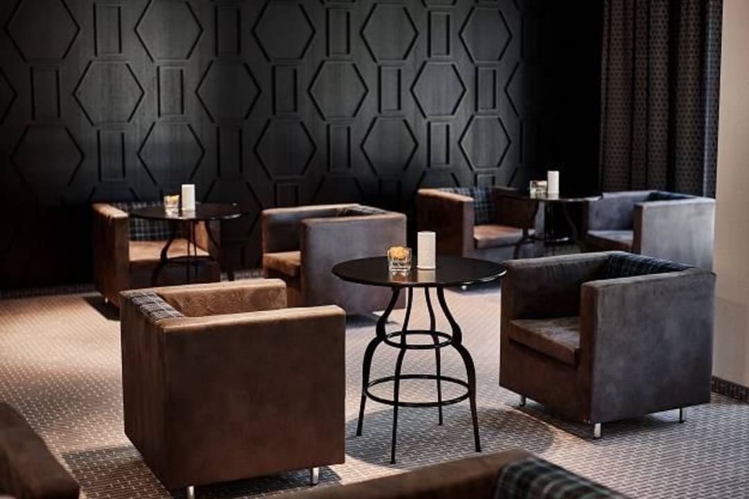 Lobbybar Thermal Hotel Balance Lenti