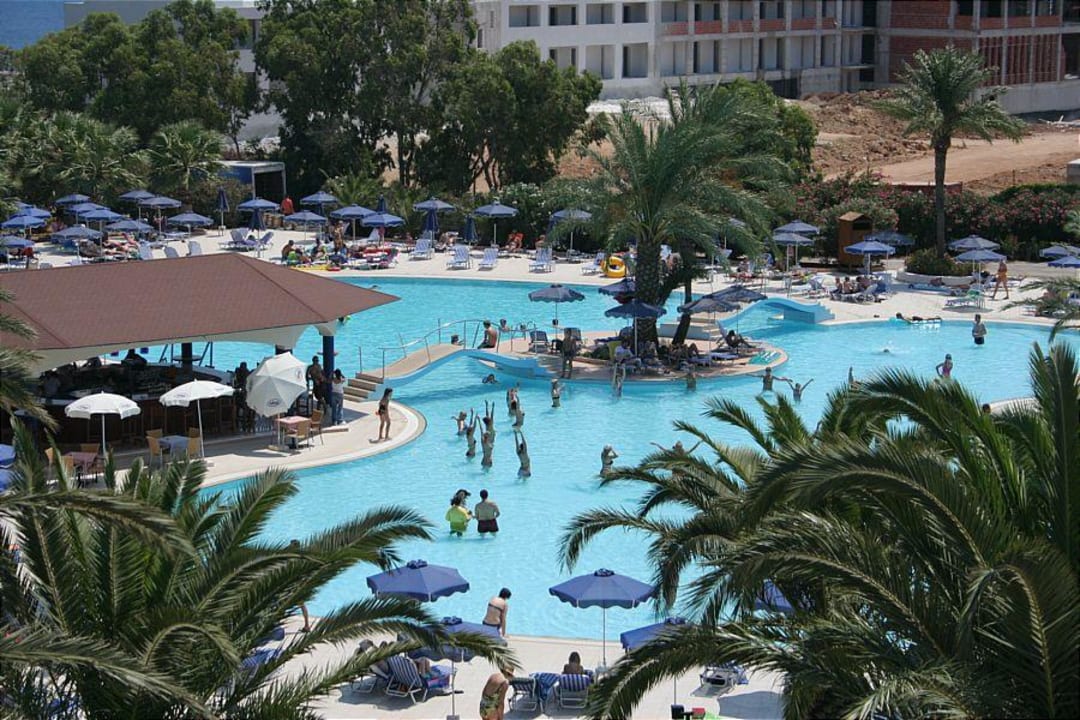 Pool Kresten Palace Hotel