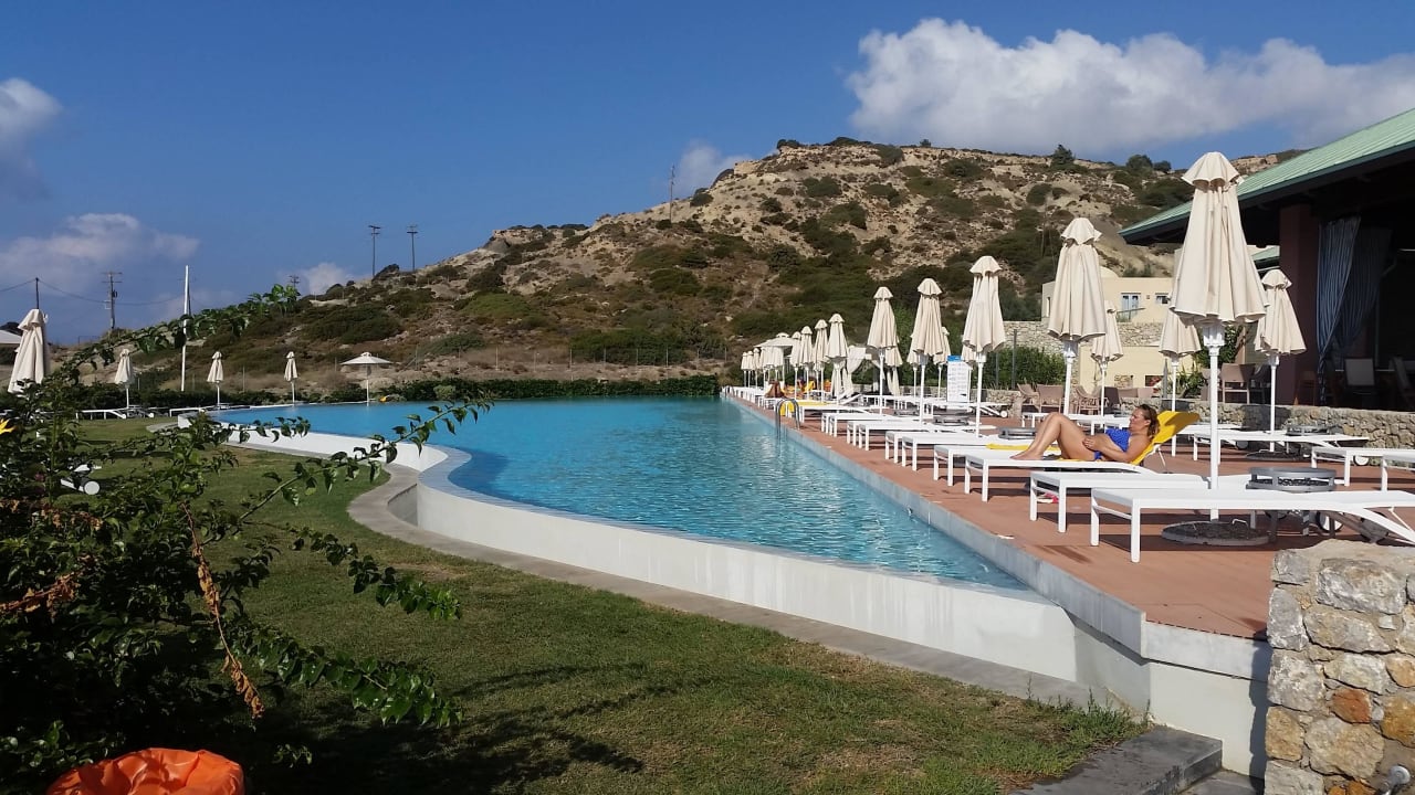 Pool Atlantica Belvedere Resort