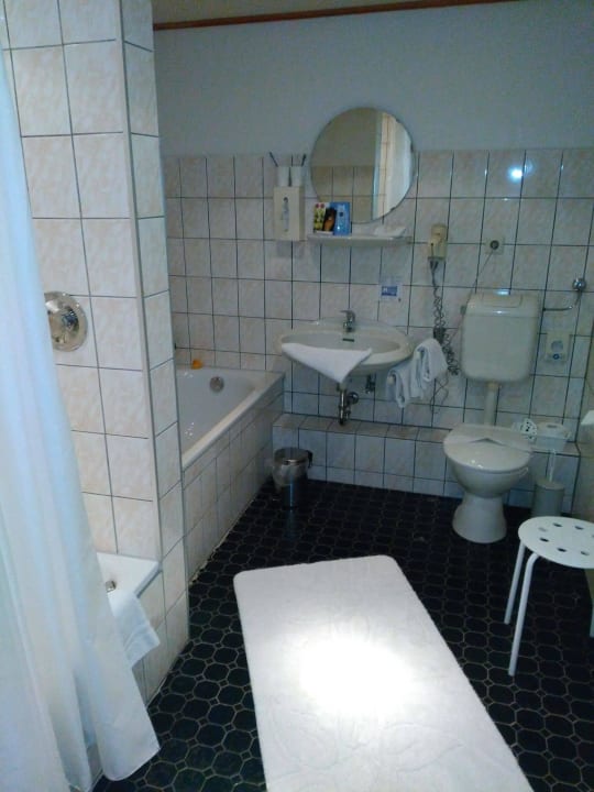 Bad Zimmer 8 Landhaus Lindenbusch