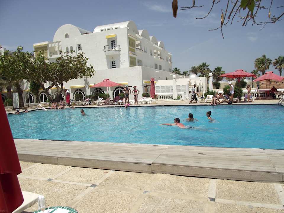 Sauberer Pool Alassio Hotel and Thalasso