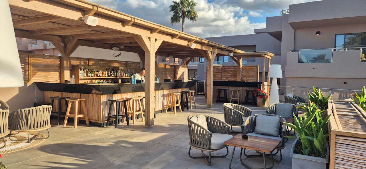 Außenansicht High Beach Resort