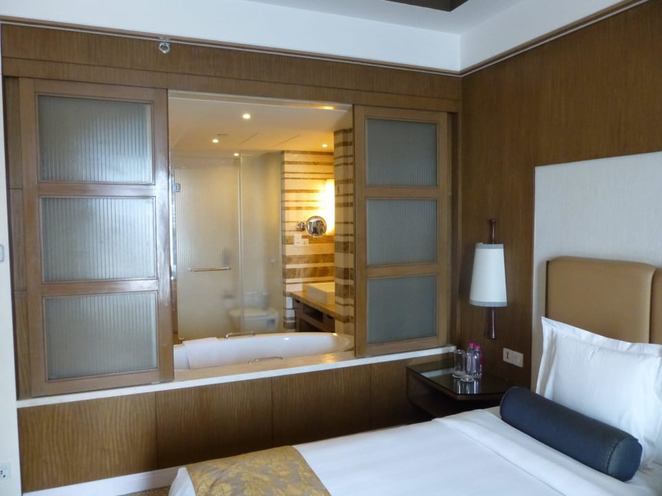 Zimmer 6033 Hotel Crowne Plaza New Delhi Okhla