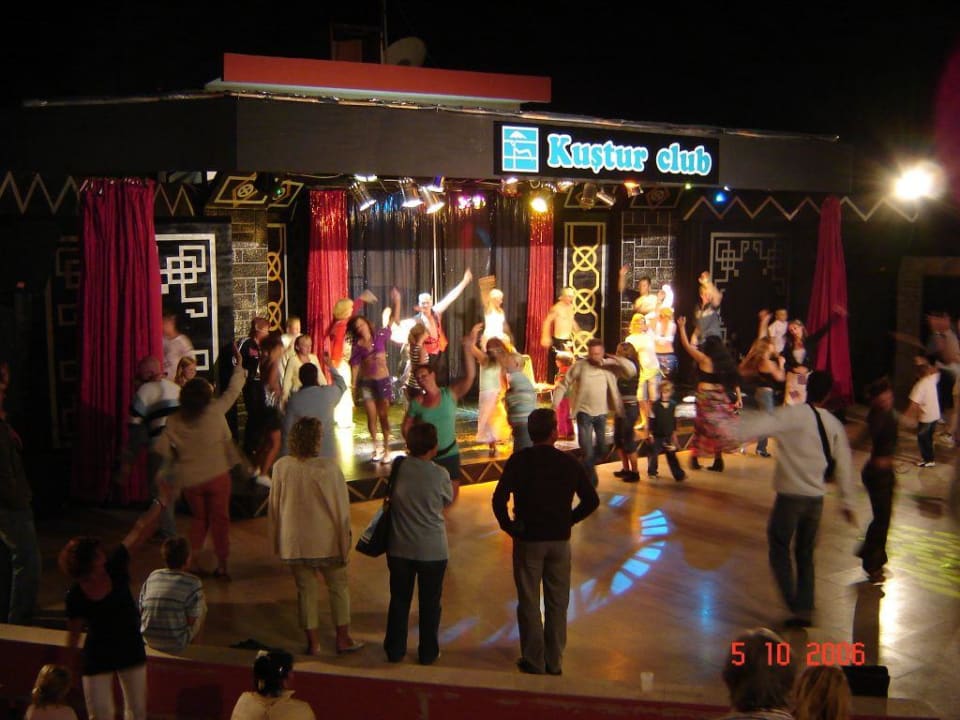 Abendshow Kustur Club Holiday Village