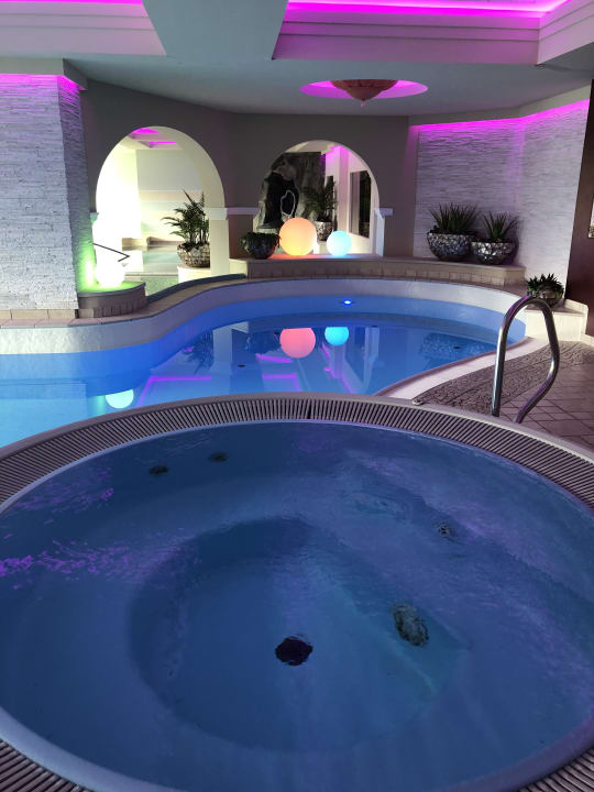 Pool Hotel Panorama Wellness & Spa by alpha