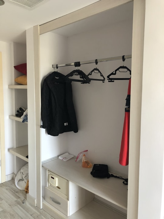 Zimmer Ramada Resort by Wyndham Side