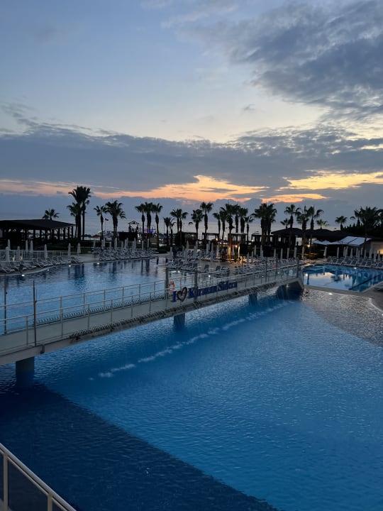 Pool Sidemarin Kirman Premium