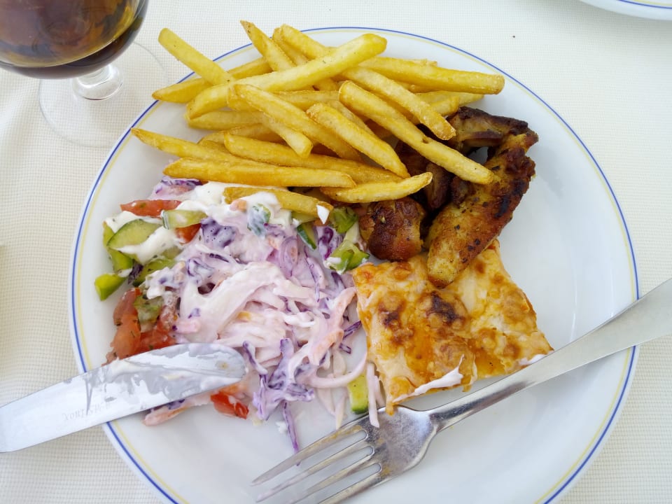 Abwechslungsreiches Buffet Iberostar Waves Averroes