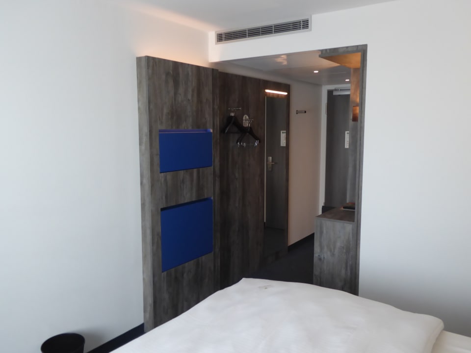 Zimmer ibis Styles Tubingen