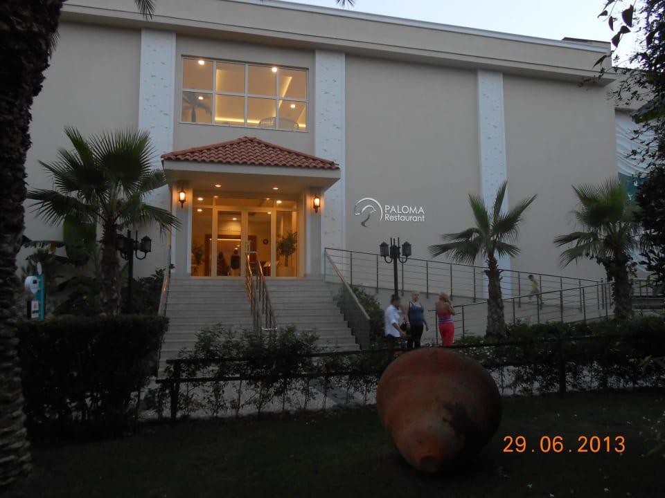 Eingang Hauptrestaurant Paloma Oceana