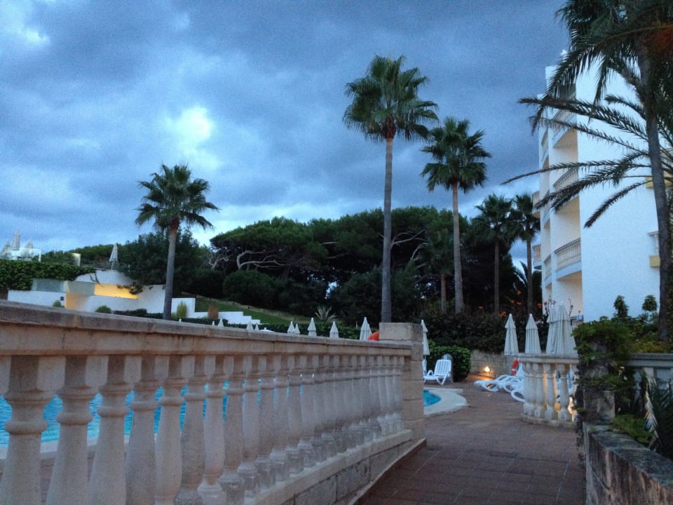 Poollandschaft zugehöriges Nachbarhotel Iberostar Selection Albufera Park