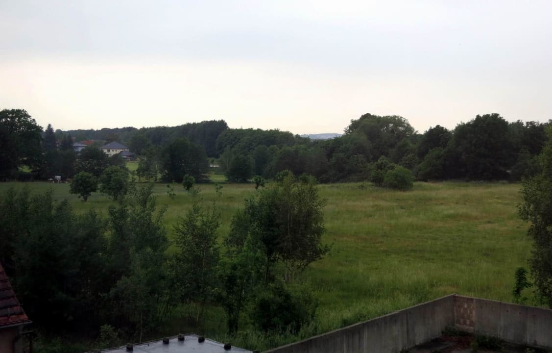 Hinter dem Hotel Hotel Lindenhof