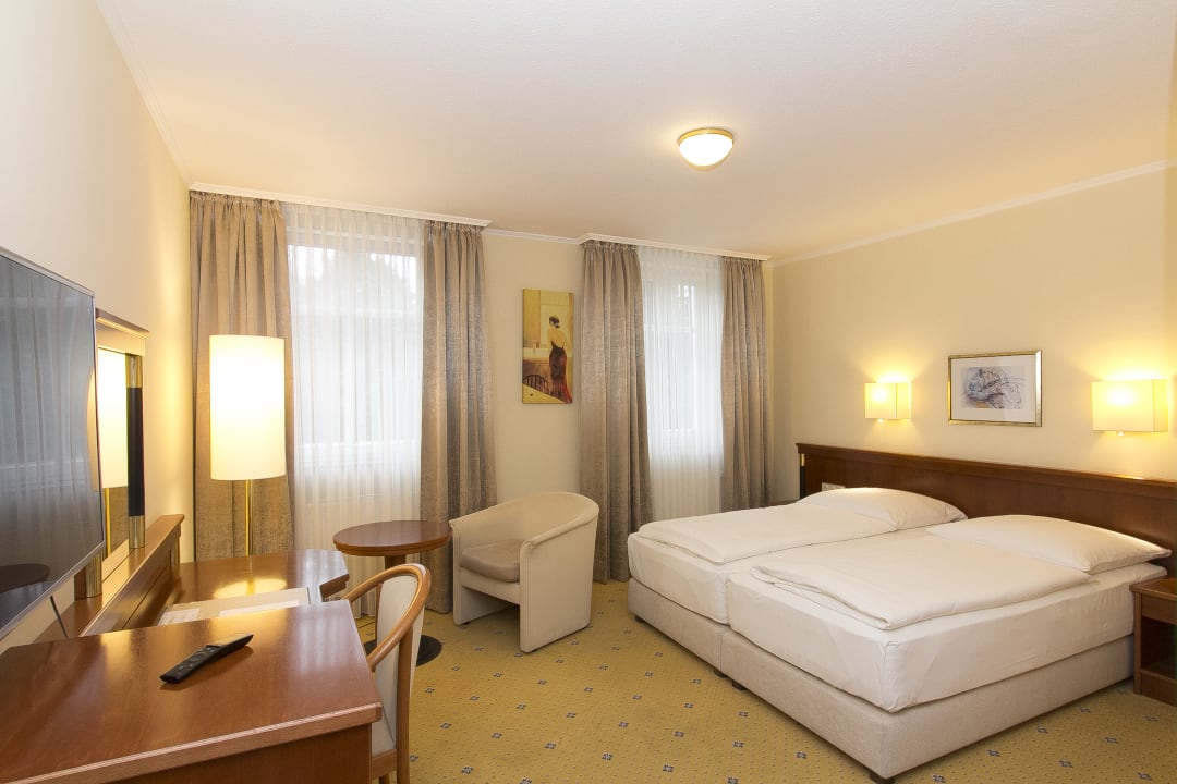 Zimmer Hotel am Turm