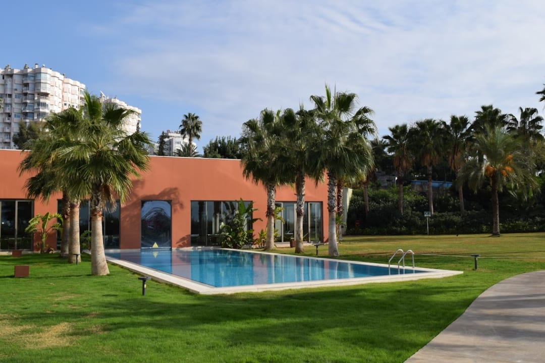 Pool Akra Antalya