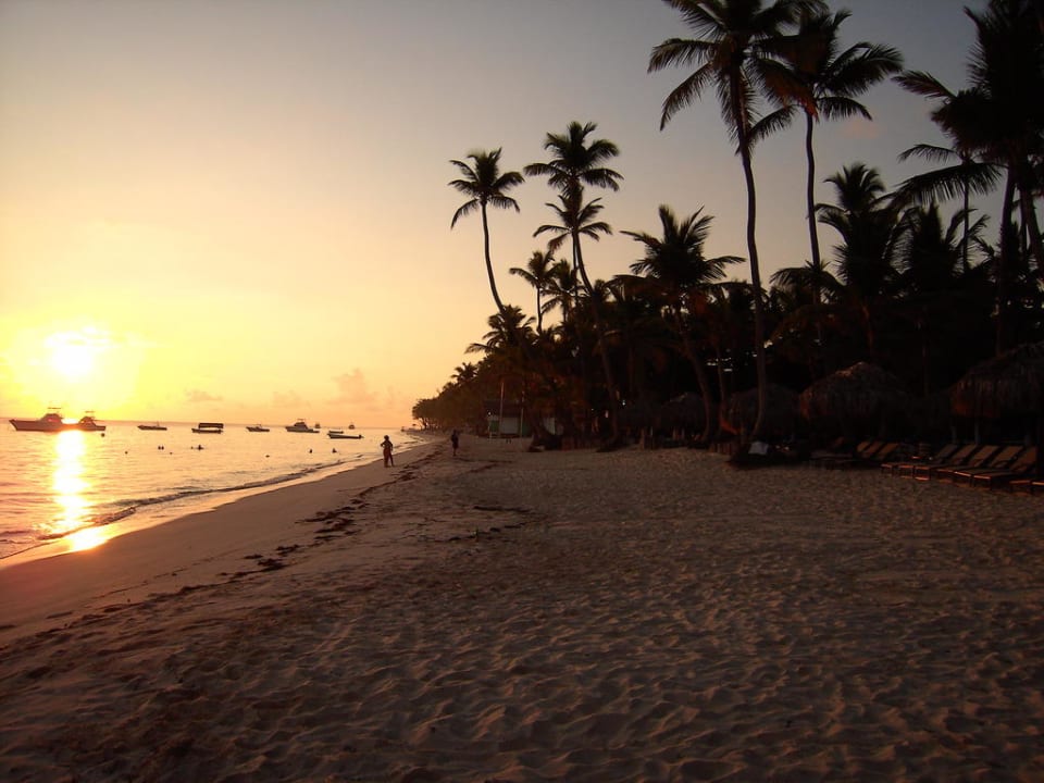 Strand Hotel Grand Palladium Palace Resort, Spa & Casino