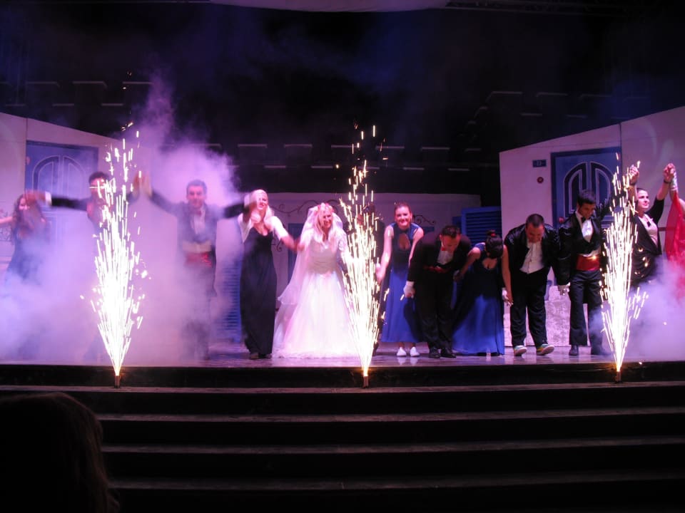 MamaMiaShow Hotel Miramare Beach
