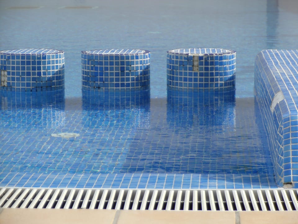 Fehlende Fliesen Hotel Na Forana