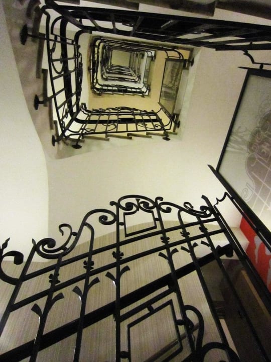 Staircase Hotel Catalonia Atocha