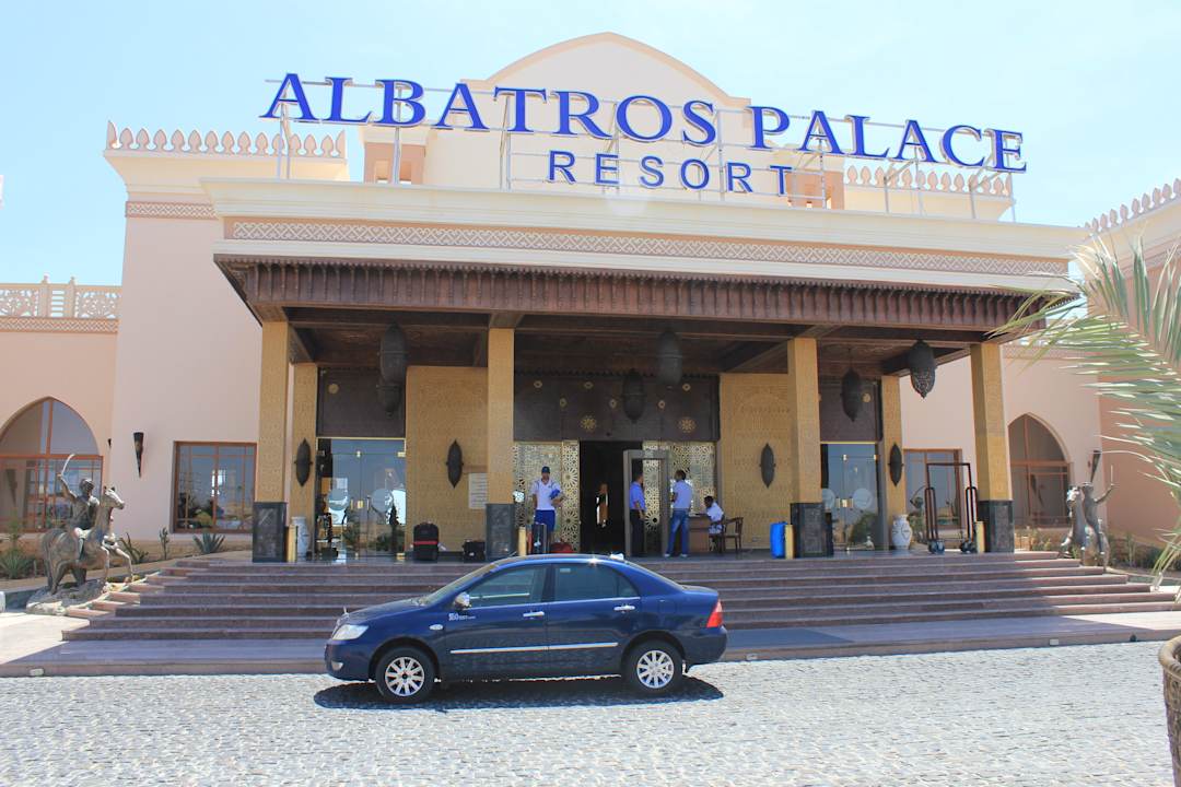 Der Eingang des Albatros Palace Resort Pickalbatros Palace Resort