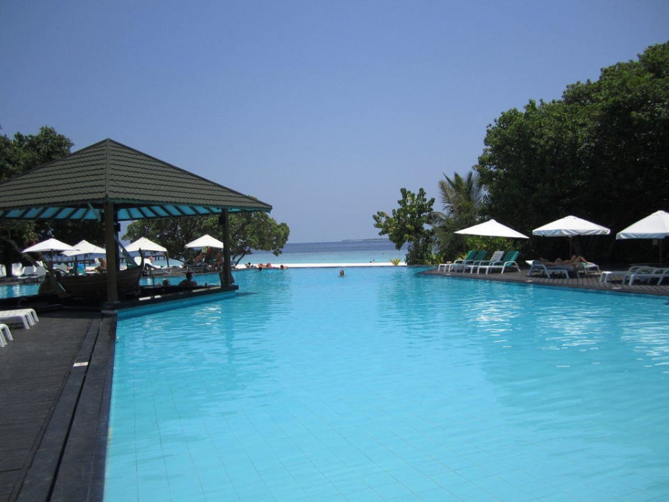 Pool Adaaran Select Meedhupparu Island Resort - Premium All Inclusive