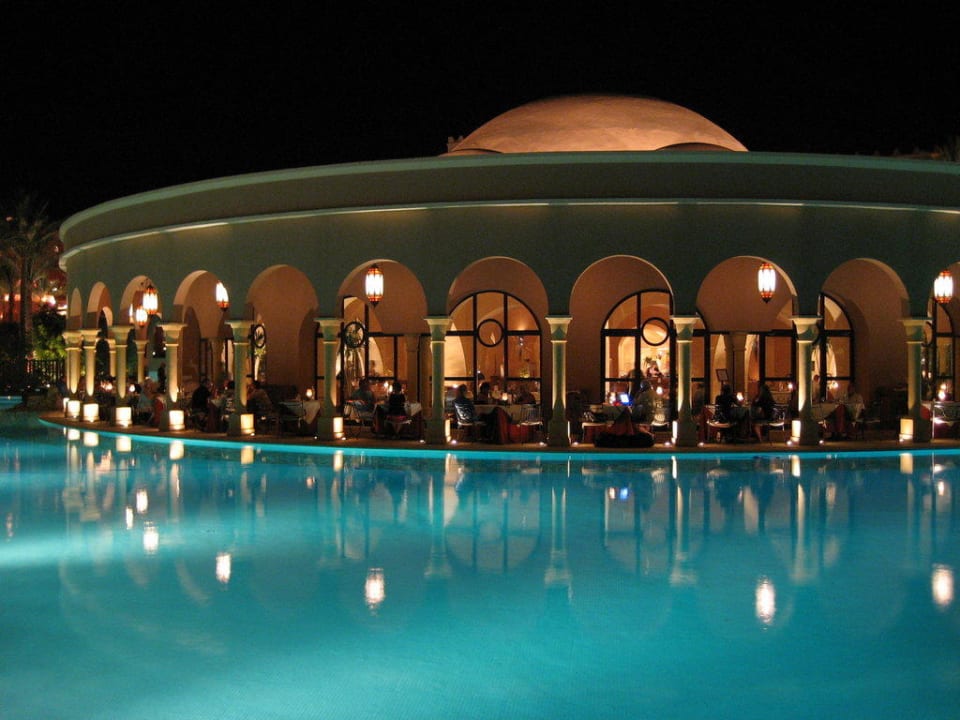 Dome Restaurant - Buffet Makadi Palace