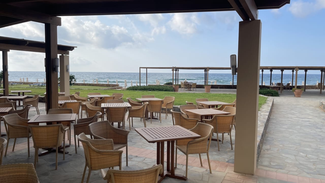 Gastro Kernos Beach Hotel & Bungalows