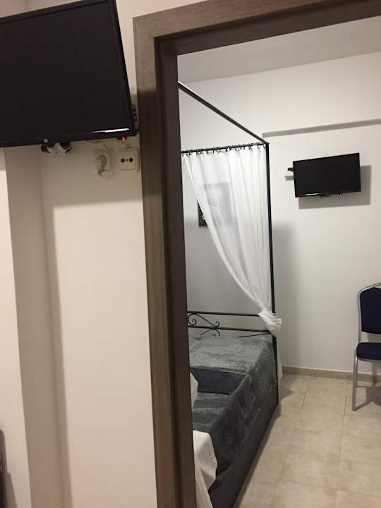 Zimmer Anastasia Studios, Apartments & Suite