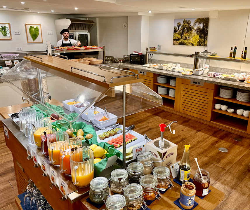 Gastro Tigaiga Suites