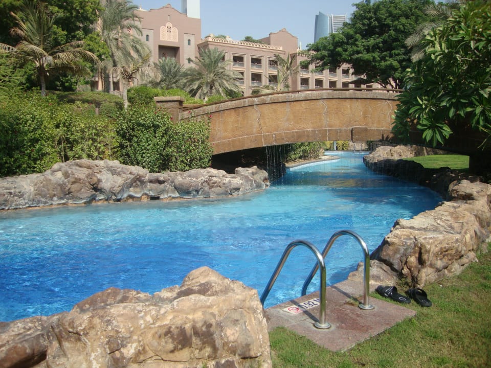 Pool Emirates Palace Mandarin Oriental