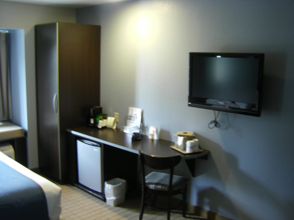 Zimmer Hotel Microtel Inn and Suites Bath, NY