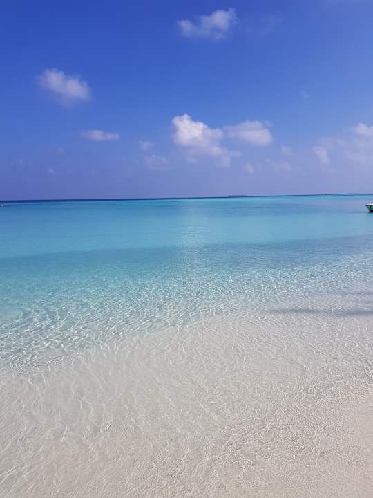 Das Wasser ist einfach nur ein Traum Summer Island Maldives