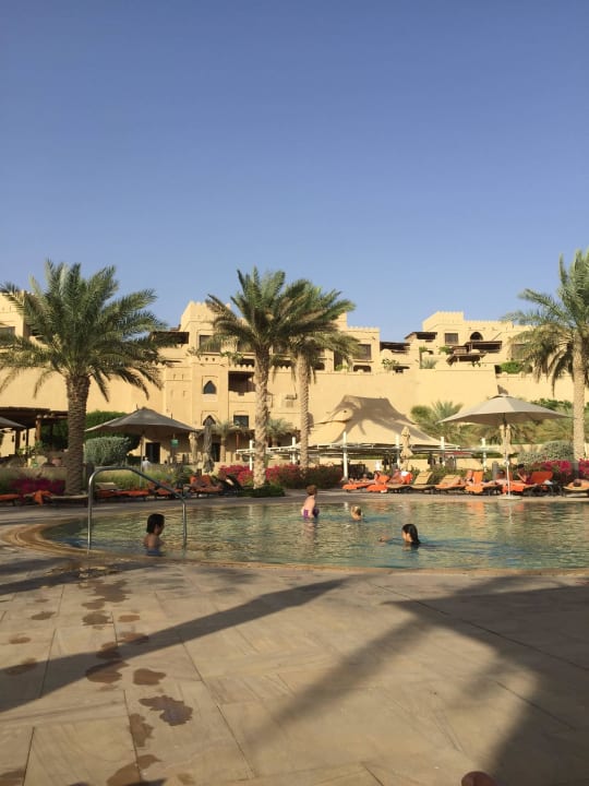 Pool Qasr Al Sarab Desert Resort by Anantara
