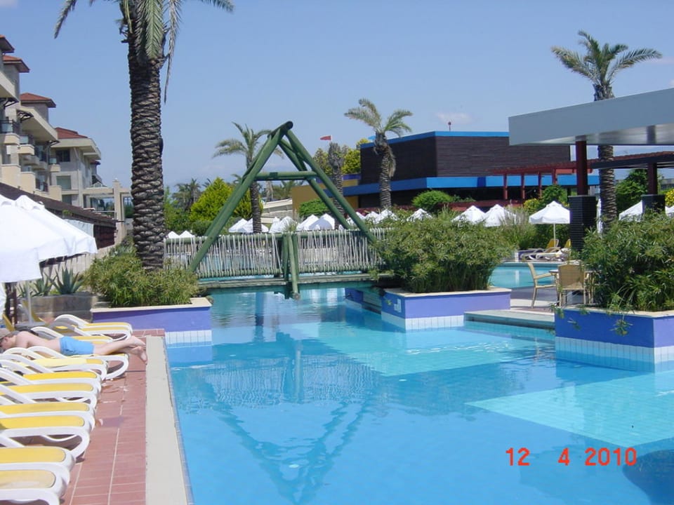 Pool TUI BLUE Xanthe